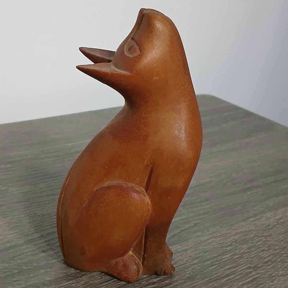 Vintage MCM Handcrafted Wood Carved Kitty Cat Figurine 5" High